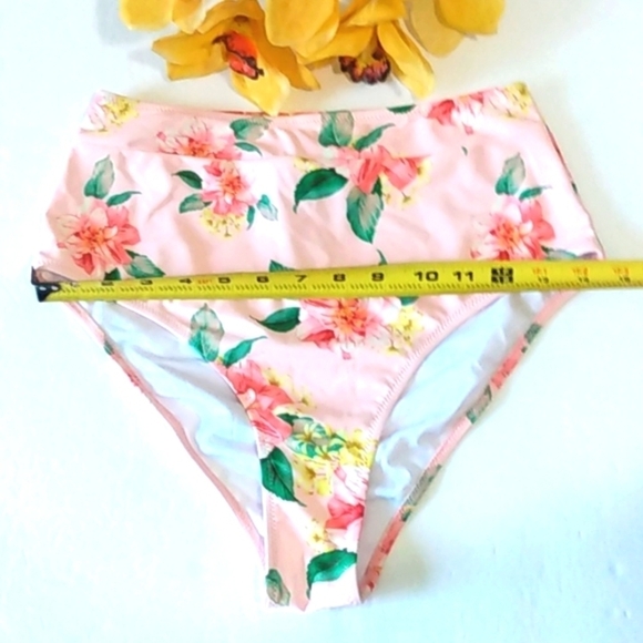 CUPSHE PEACH FLORAL HI-WAIST BIKINI BOTTOM SIZE MEDIUM NWT - Picture 8 of 9